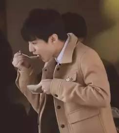 吃瓜娱乐圈三小只