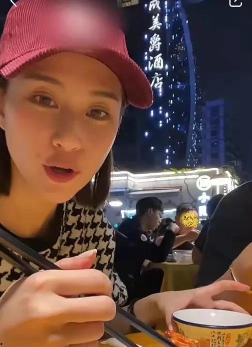 娱乐圈吃瓜直播小程序,吃瓜直播小程序带你畅游明星幕后生活